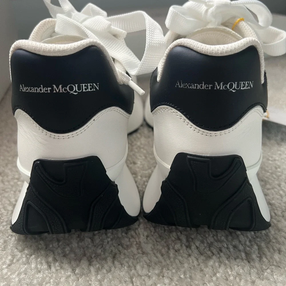 Alexander McQueen Sneakers - Picture 3 of 5